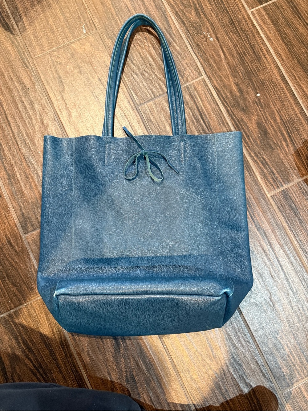 Classic Blue Leather Tote Bag with Bow Detail